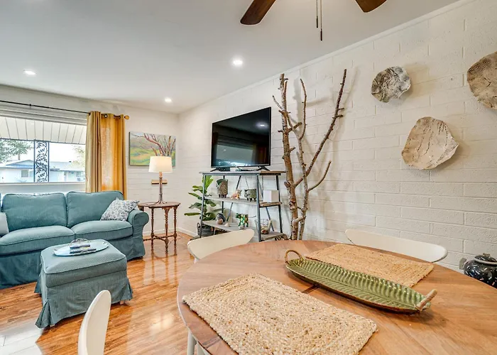 Close To Golf & Casinos! Sun Getaway Holiday home